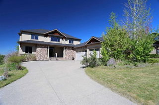 81 Crestridge View