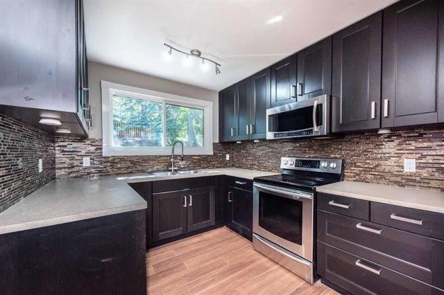 42 Lake Huron Place