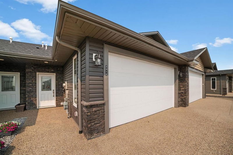 5728 55 Avenue, Camrose, Alberta