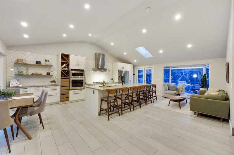3224 Conrad Drive NW, Calgary, Alberta
