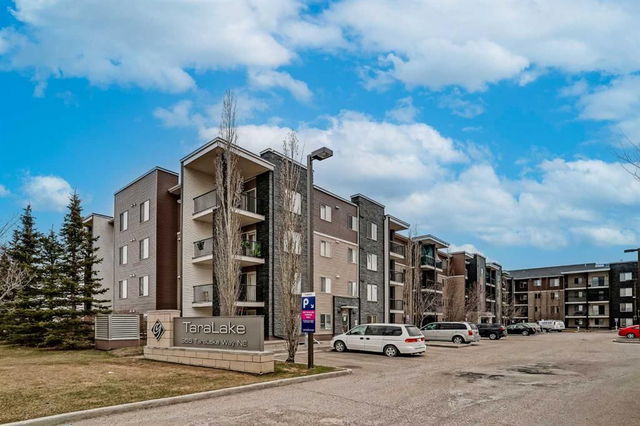208 - 355 Taralake Way