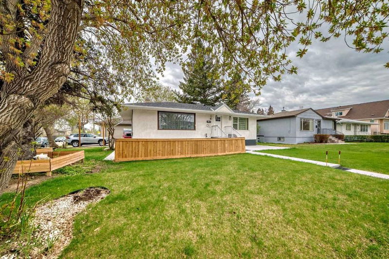 1903 24 Avenue NW, Calgary, Alberta