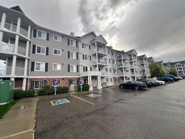 4108 - 31 Country Village Manor