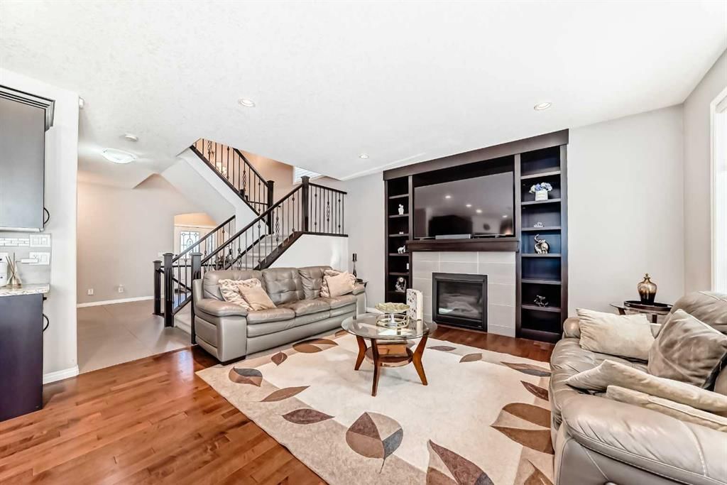 Listing Image 11