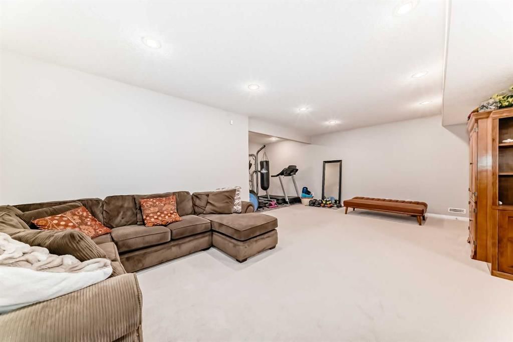 Listing Image 39
