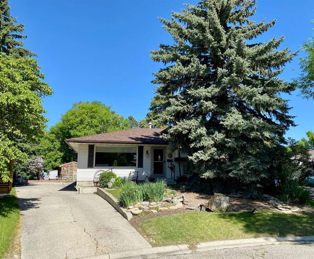 111 Lynnbrook Bay