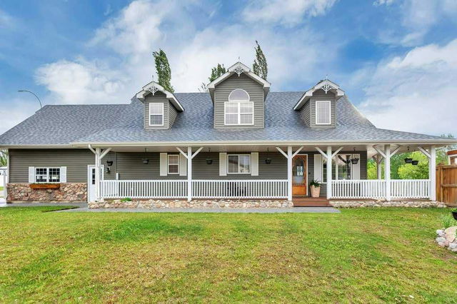 1 FERN GLADE Crescent