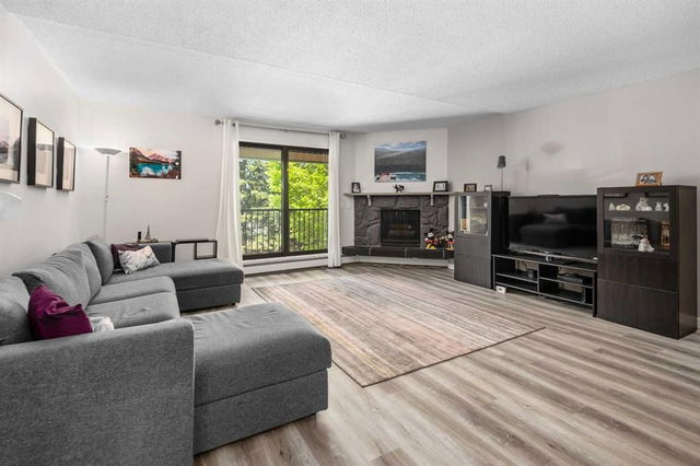 3201 - 4001C 49 Street