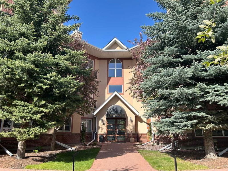 30 Sierra Morena Landing SW #121, Calgary, Alberta