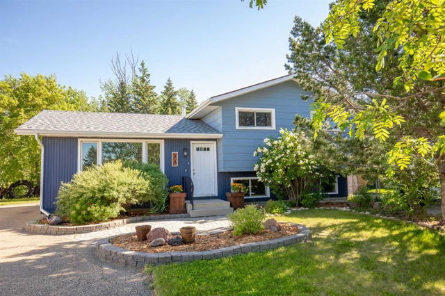 33 Willow Crescent