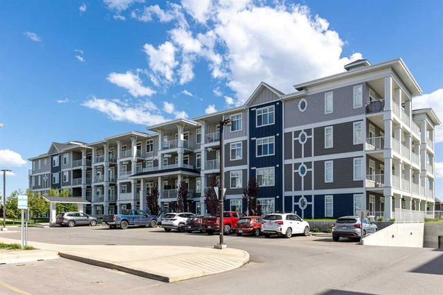 205 - 300 Auburn Meadows Common