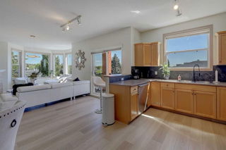 302 - 2134 Kensington Road