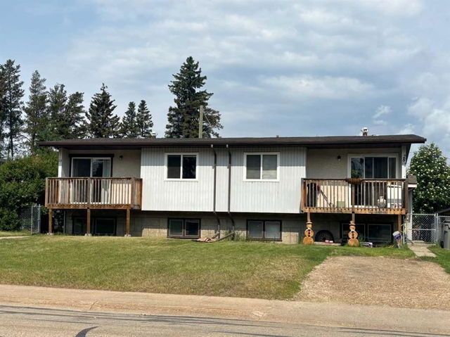 28/28A Whitecourt Avenue