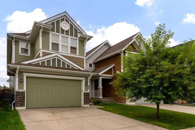 220 Auburn Meadows Crescent