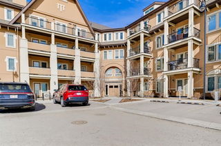 404 - 30 Mahogany Mews