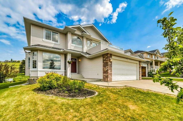 16 Gleneagles View