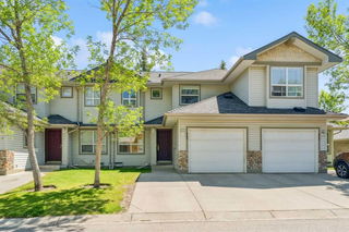 15 Harvest Gold Place NE