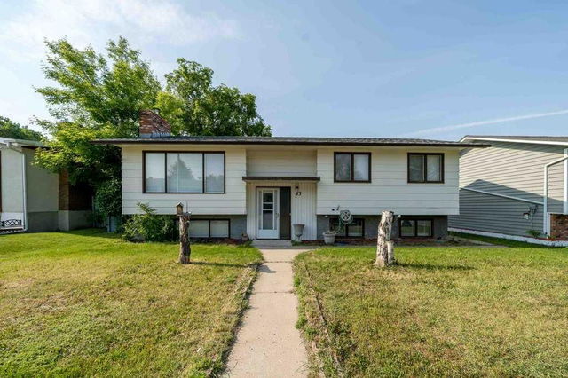 43 Greenbrook Way
