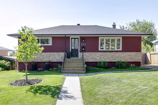 1015 Thorneycroft Drive