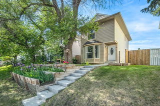 24 Edgeburn Crescent