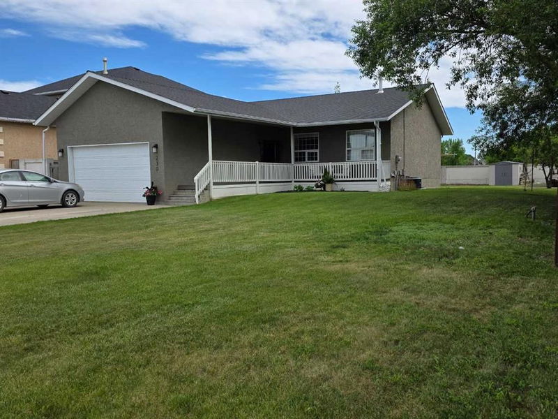 230 E 2 Avenue N, Magrath, Alberta
