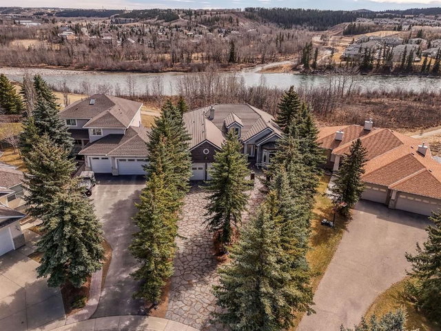 98 West Terrace Crescent