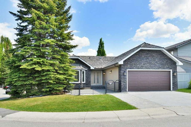 9204 Oakmount Drive