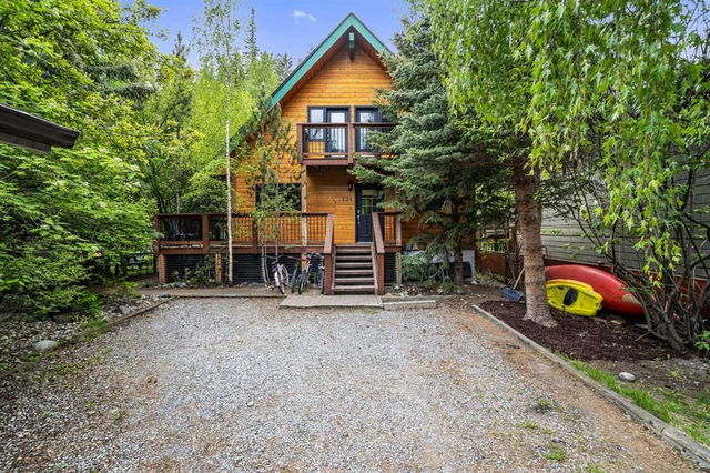 134 Rundle Crescent