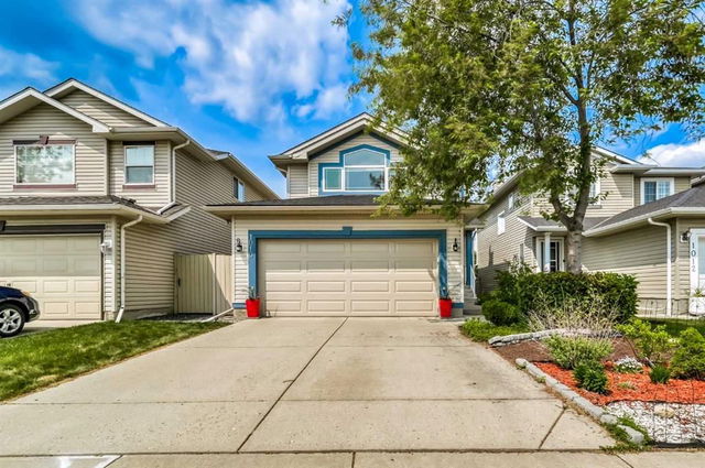 1010 Bridlemeadows Manor