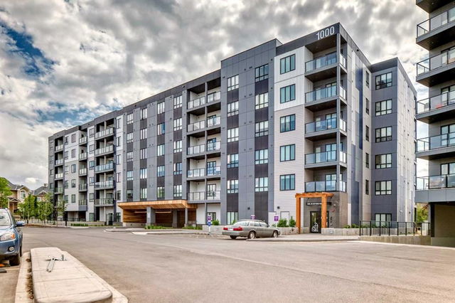 1614 - 60 Skyview Ranch Road