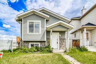 38 Saddlemead Way