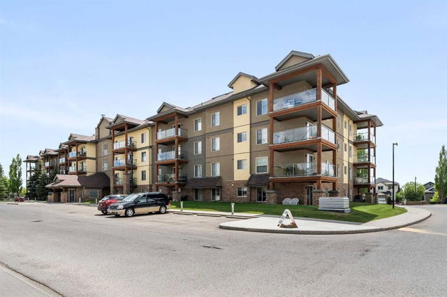 1210 - 92 Crystal Shores Road