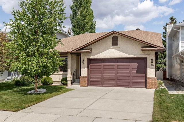 16 Sandalwood Close