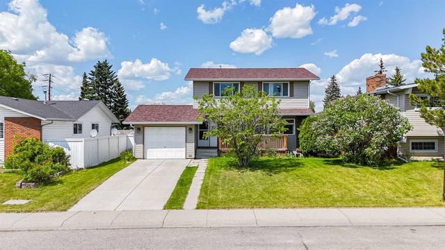 112 Rundlefield Crescent