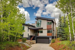 25 Posthill Drive