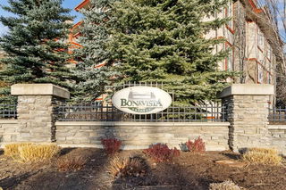 . - 2105 Lake Fraser Green