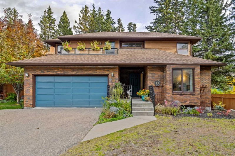 13 Riverview Place, Canmore, Alberta