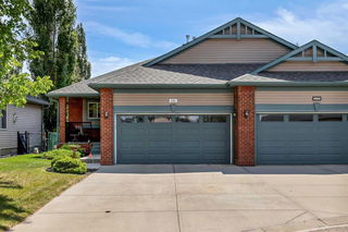 135 Invermere Close