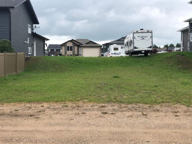 18 Fawn Meadows Drive