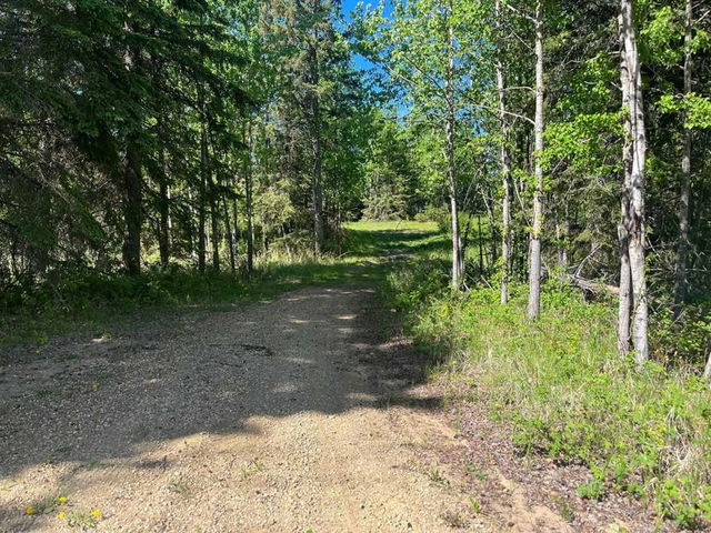 12 - 421022 Range Road 260