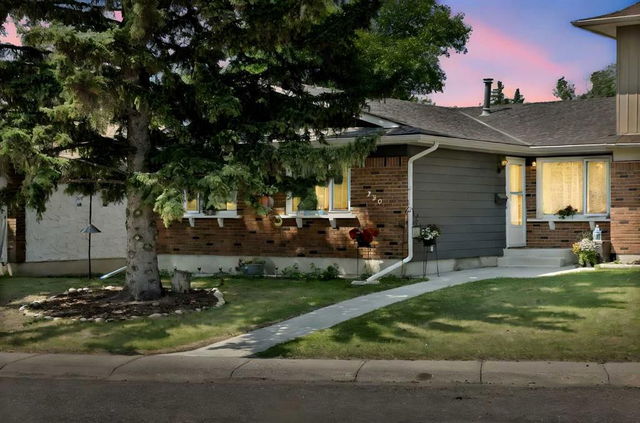 250 Midridge Place