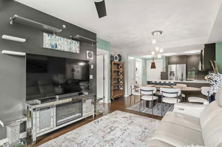 311 - 15 Aspenmont Heights