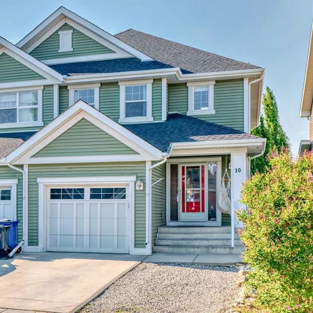 10 River Heights Crescent