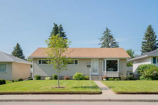 15 Carmangay Crescent