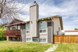 9 Templeton Bay NE