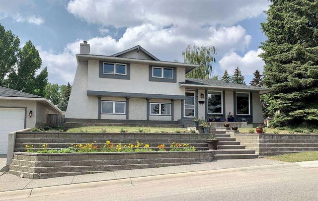 471 Dalmeny Hill