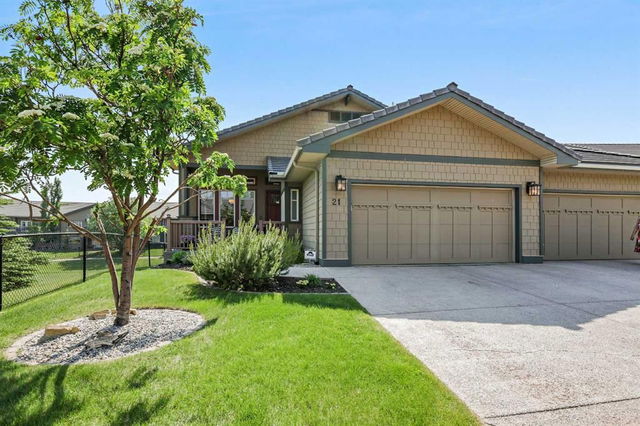 21 Bridle Estates Manor