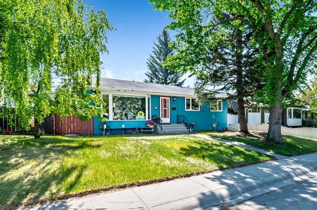 2628 Lionel Crescent