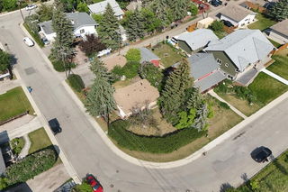 7840 Bowcliffe Crescent