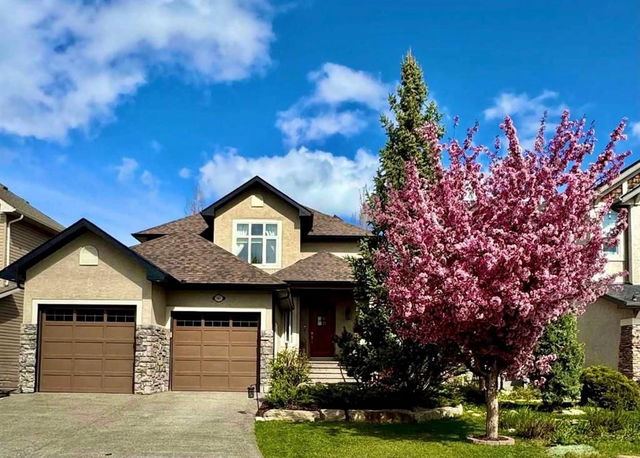 90 Evergreen Common